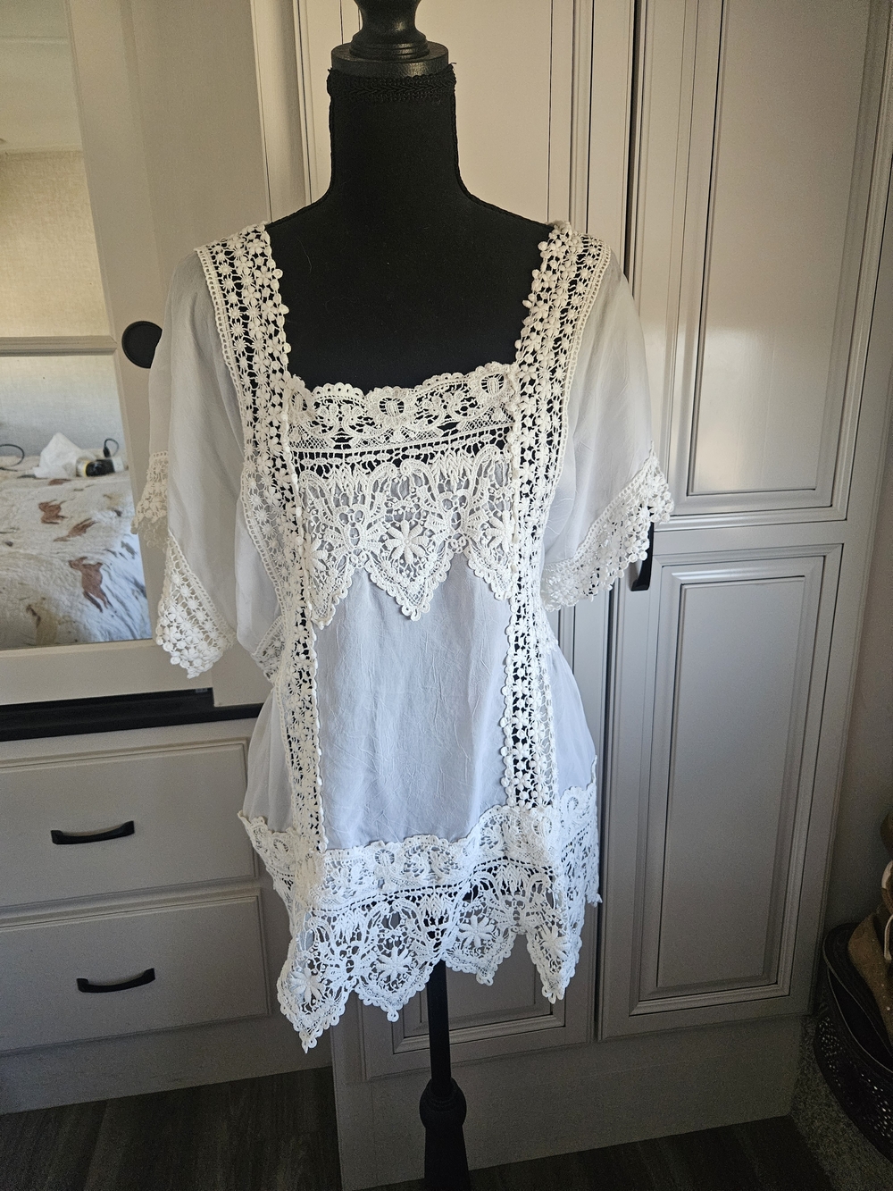 JOHNNY WAS - White Lace Boho Tunic Top - Size XL